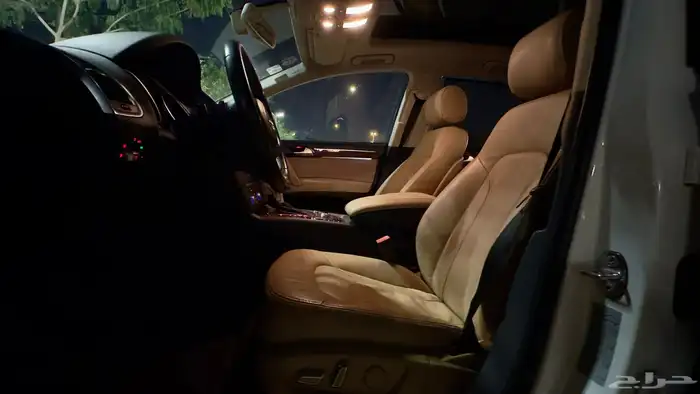 جيب اودي Q7 موديل 2014 فل كامل 14