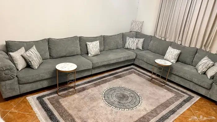 للبيع كنب نظيف استعمال خفيف 3