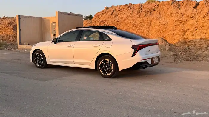 كيا كي 5 2024 العداد 24 الف 11