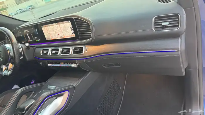 مرسيدس gle 53 amg شبه جديد 9