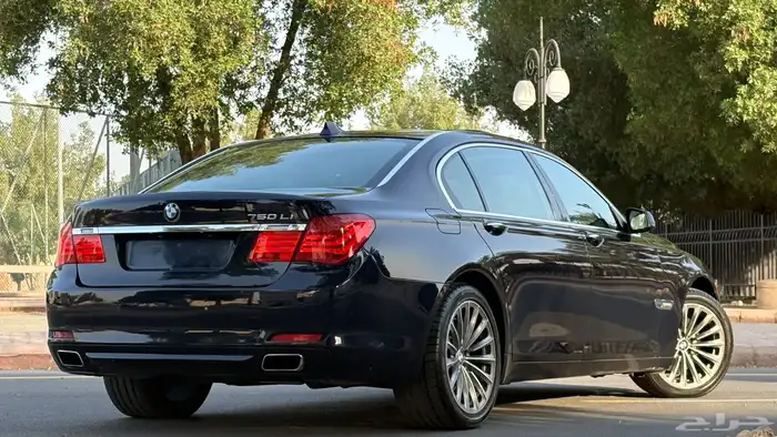 بي ام دبليو 740Li 2010 ( ممشى قليل ) 10