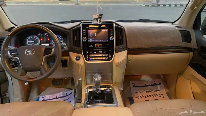 لاند كروزر 2016 مخزن مالك اول 1