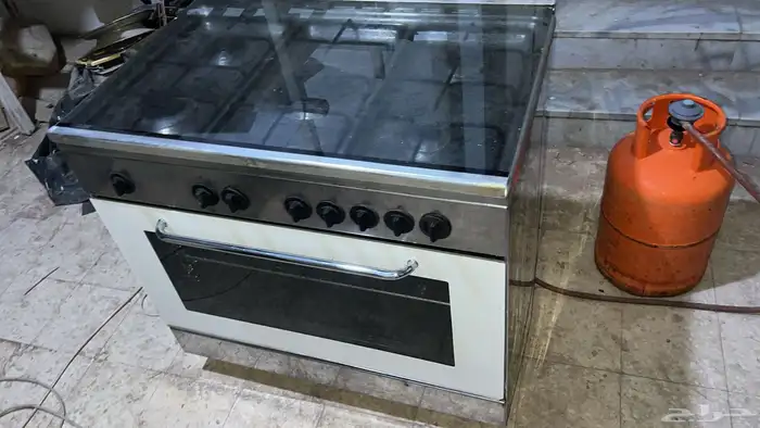 4 burner stove with oven running condition good condition 0
