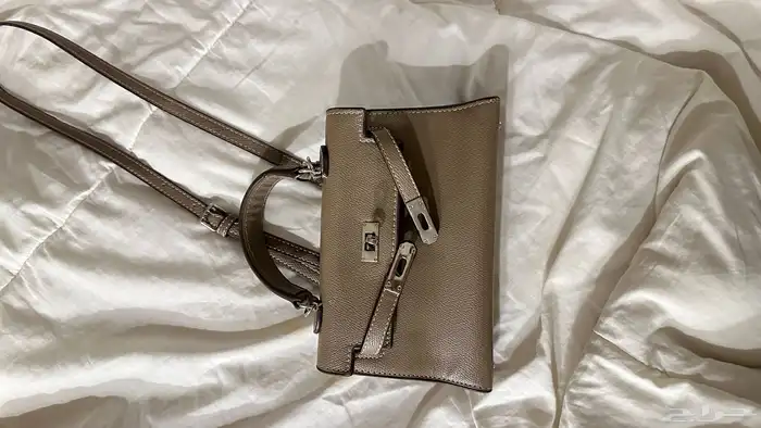 شنطه فخمه لون كاكي 4