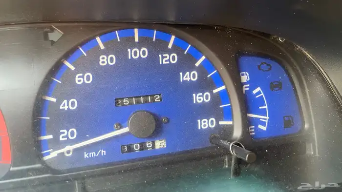 للبيع هايلوكس 2005 GLX 13