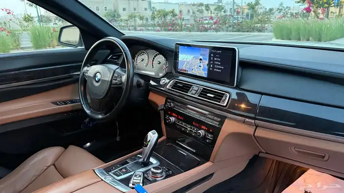 بي ام دبليو 740 فل كامل (( نظيف جد ا )) 35