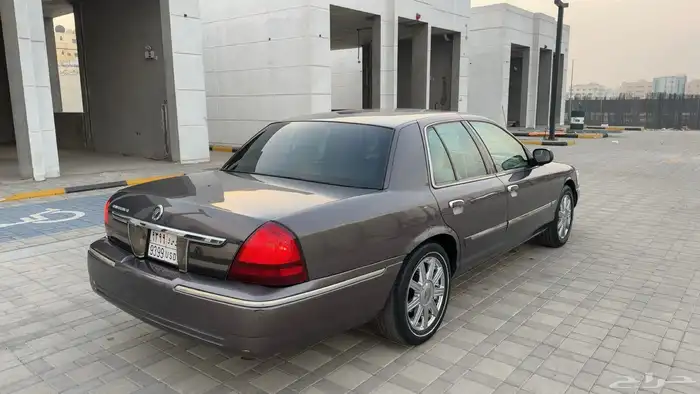 فورد قراند ماركيز LS سعودي بدي وكالة 3