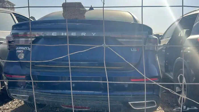 الحائر الان مندوب قطع غيار 9