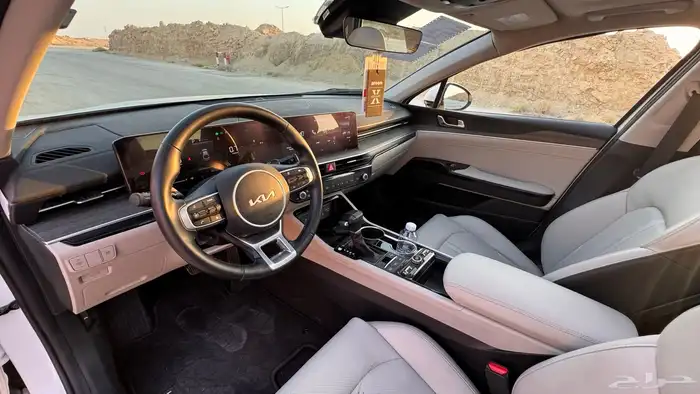 كيا كي 5 2024 العداد 24 الف 14