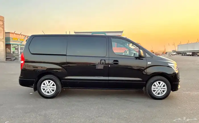 هيونداي H1 استاريكس 2020 فان بضاعه بحالة الوكاله للبيع 6