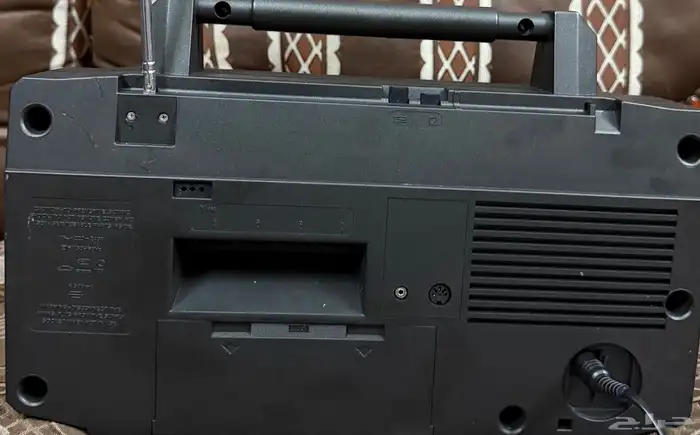 رادو روسي UEGA MERLIN WORLD RADIO قديم 0