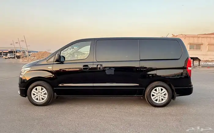 هيونداي H1 استاريكس 2020 فان بضاعه بحالة الوكاله للبيع 2