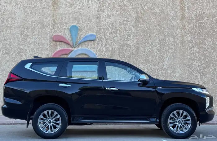 مستبيشي مونتيرو 2022 بحالة ممتازة 10