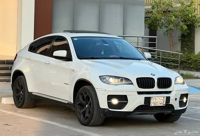 بي ام دبليو X6 2012 (بحالة ممتازة) 3
