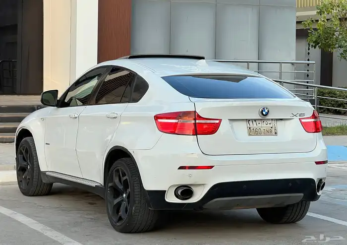 بي ام دبليو X6 2012 (بحالة ممتازة) 8