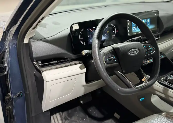 فورد توروس تيرتوري 2025 تيتانيوم جديد اصفار بأقل سعر 14