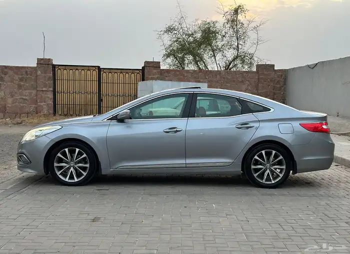 للبيع مستعجل ازيرا 2017 وكالة 3