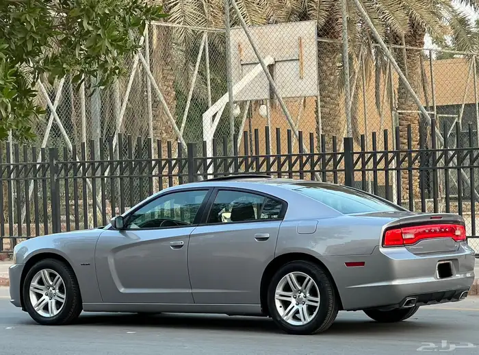 دودج تشاجر 2014 فل V8 4