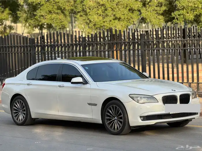 بي ام دبيلو 730 2011 7