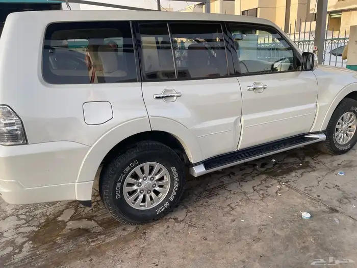 جيب باجيرو للبيع 2014 مفحوص ومجدد 4