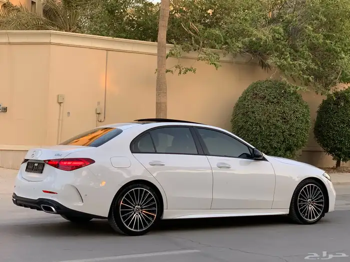 مرسيدس C200 موديل 2023 بحالة الوكاله ممشى 37 الف 7