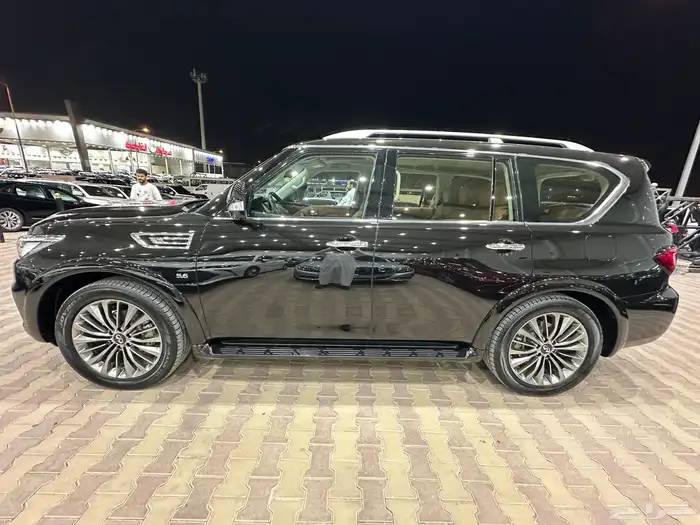 انفنيتي QX80 موديل 2018 فل كامل نظيف جدآ ممشى قليل 4