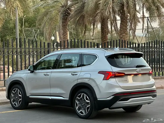 هونداي سنتافي موديل 2021 سعودي فل كامل اعلئ فئة 7 مقاعد 4