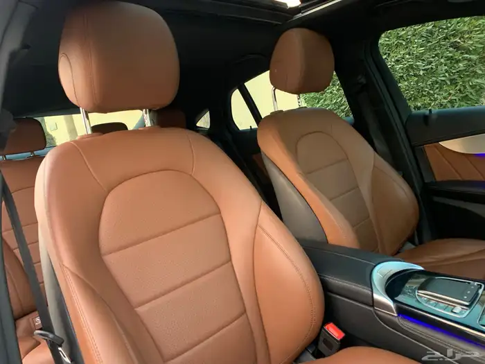 مرسيدس GLC200 موديل 2020 بحالة الوكاله ممشى 64 الف 34