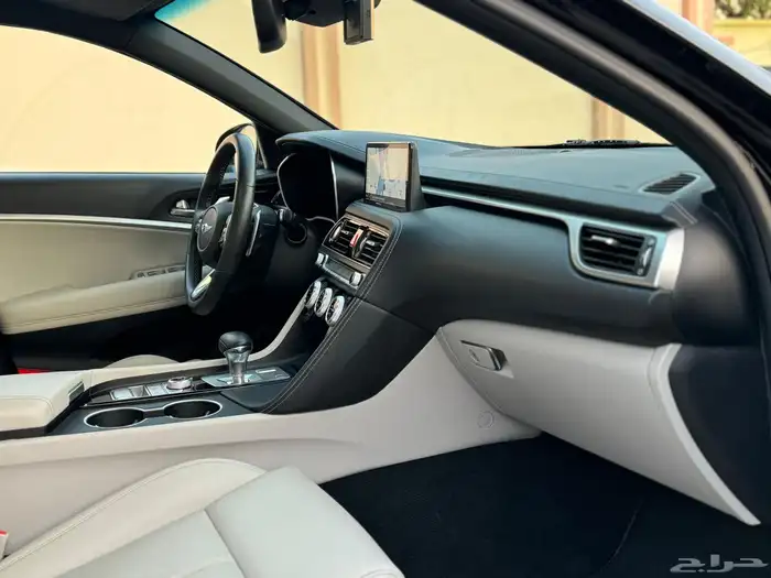 جينسس G70 بلاتينيوم بحالة الجديد 16