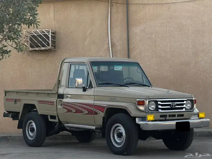 تويوتا شاص 2006 مخزن ممشى ( 79 ) 2