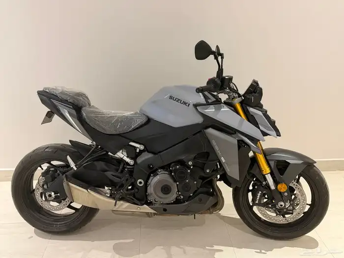 دباب سوزوكي ستريت فايتر 2023 gsx_s1000 3