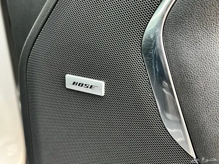 جي ام سي يوكن 2023 - AT4 20