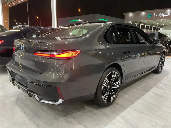 بي ام دبليو 735i M kit جديد 2026 3