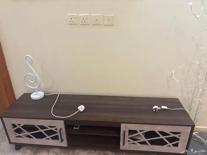 طاوله تلفزيون 0