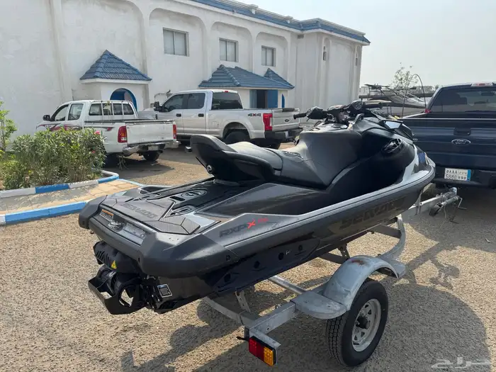 جت سكي rxp x 2023 300 4