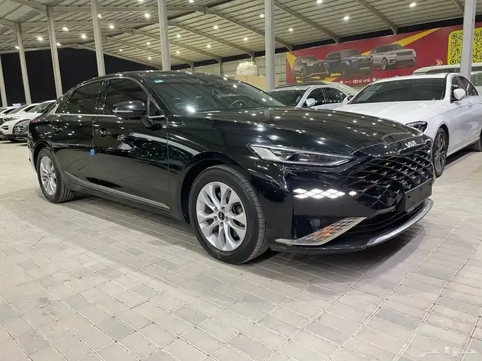 كيا كي 8 2022 نصف فل ( بنزين) 2.5L 2