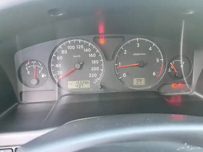 نيسان فتكGL موديل 2016 11