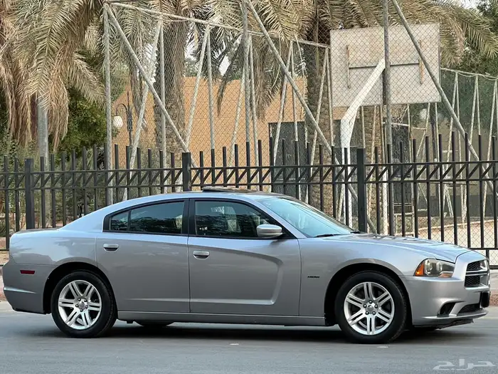 دودج تشاجر 2014 فل V8 7