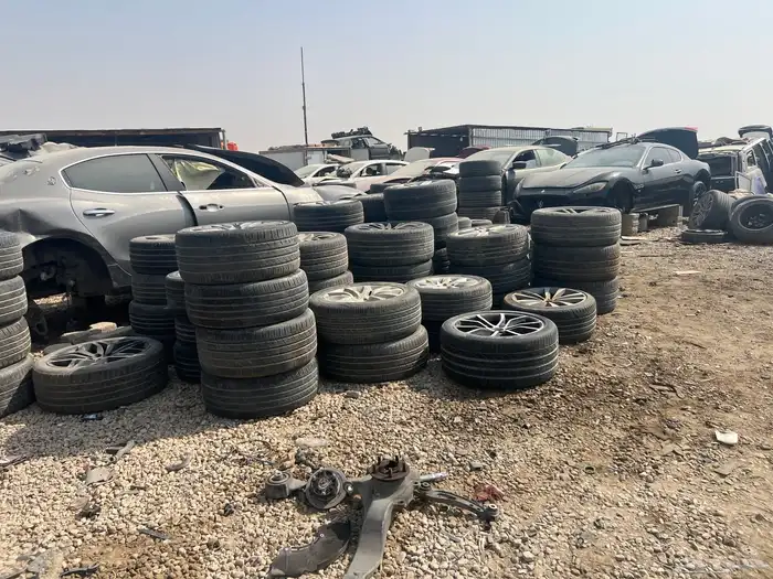 الحائر الان مندوب قطع غيار 36