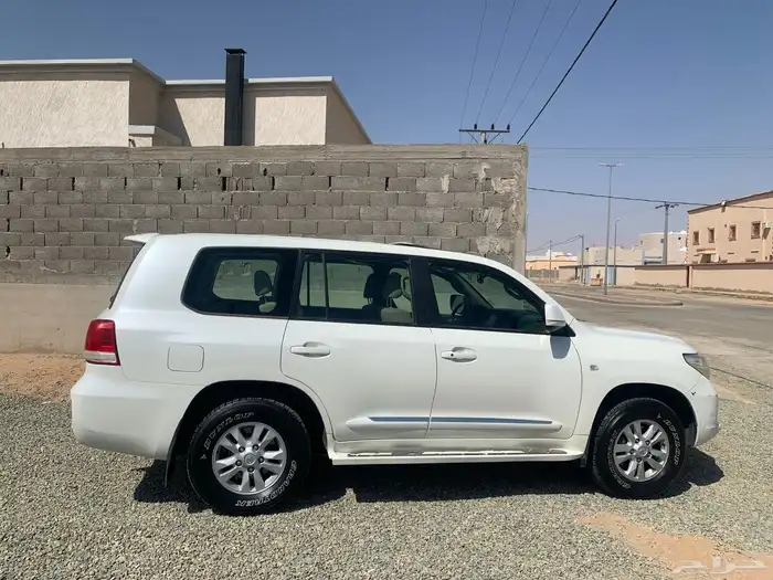 لاندكروزر 1