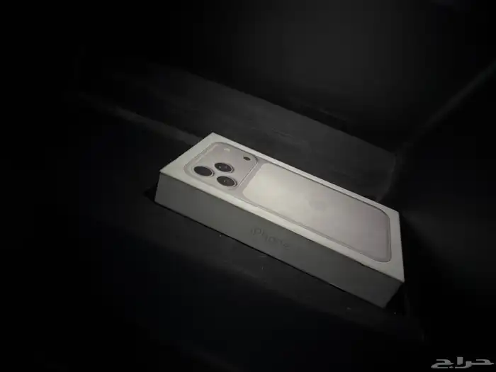 ايفون 17 م كمل معي اسبوع فضي 0