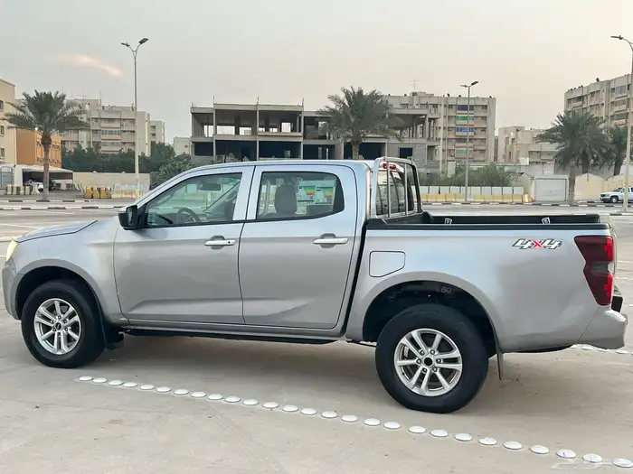 ايسوزو ديمكس فل كامل 2021 9