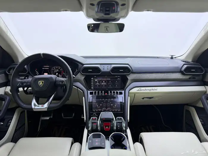 لامبورجيني اوروس اس 8