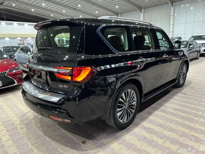 انفنيتي QX80 موديل 2018 فل كامل نظيف جدآ ممشى قليل 31