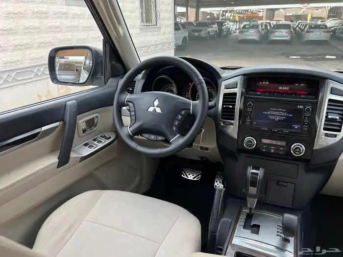 باجيرو 2022 بنزين فل كامل نظيف جدا لدى قمة الاطلال 36