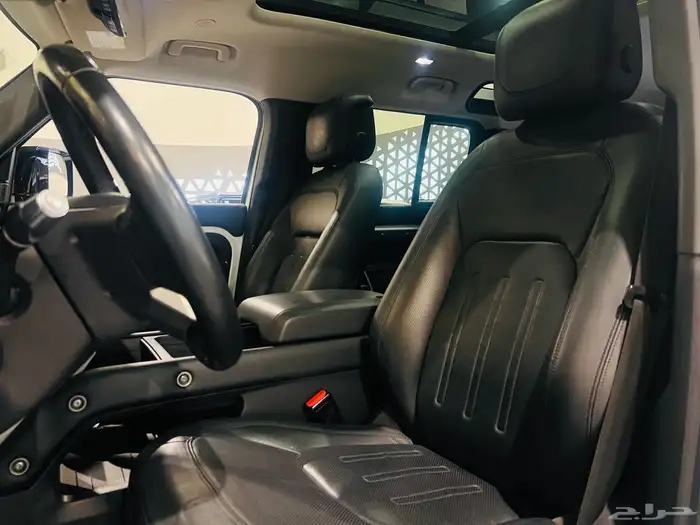 لاند روفر ديفندر 2020 HSE (بحالة ممتازة) 6
