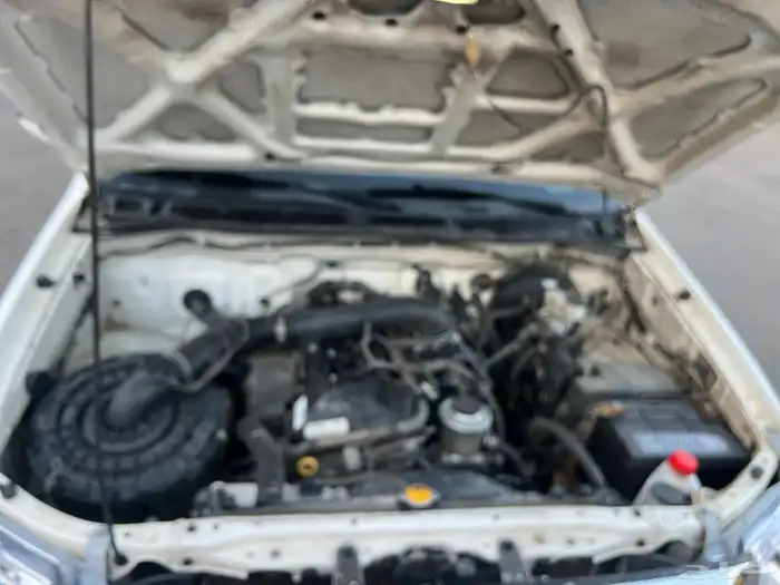 هايلوكس 2010 نظيف 20