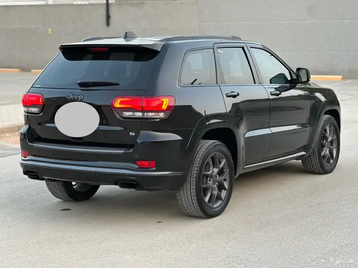 جيب شروكي جراند S فل كامل العداد 81 الف 2020 6