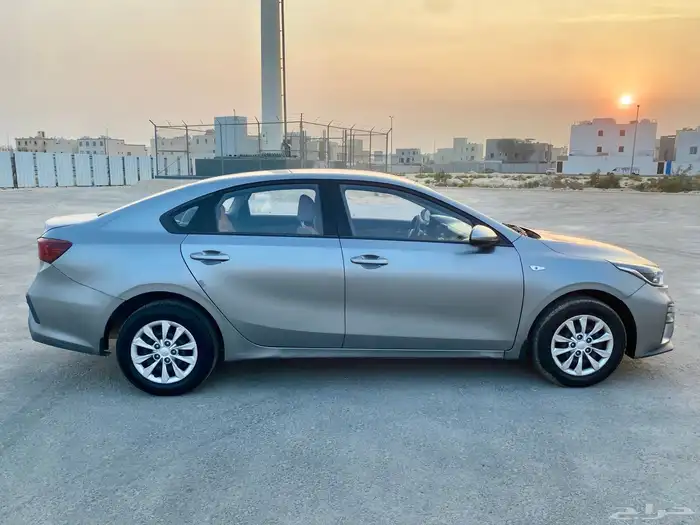 كيا سيراتو 2021 4