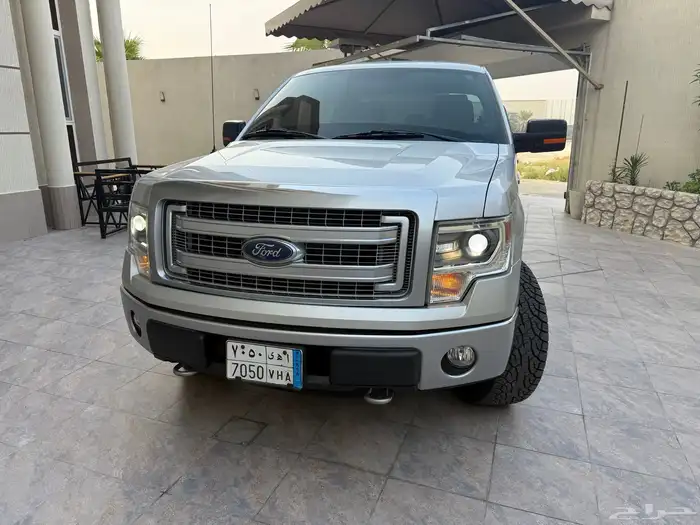 فورد اف 150 XLT غمارتين موديل 2014 فل ماشي 186. ألف 5